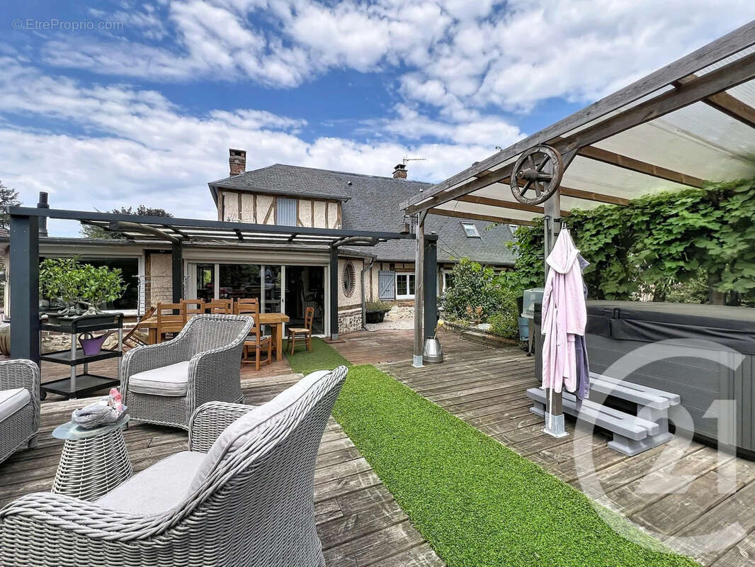 Maison 207 m² à Pont-Audemer  - photo 14