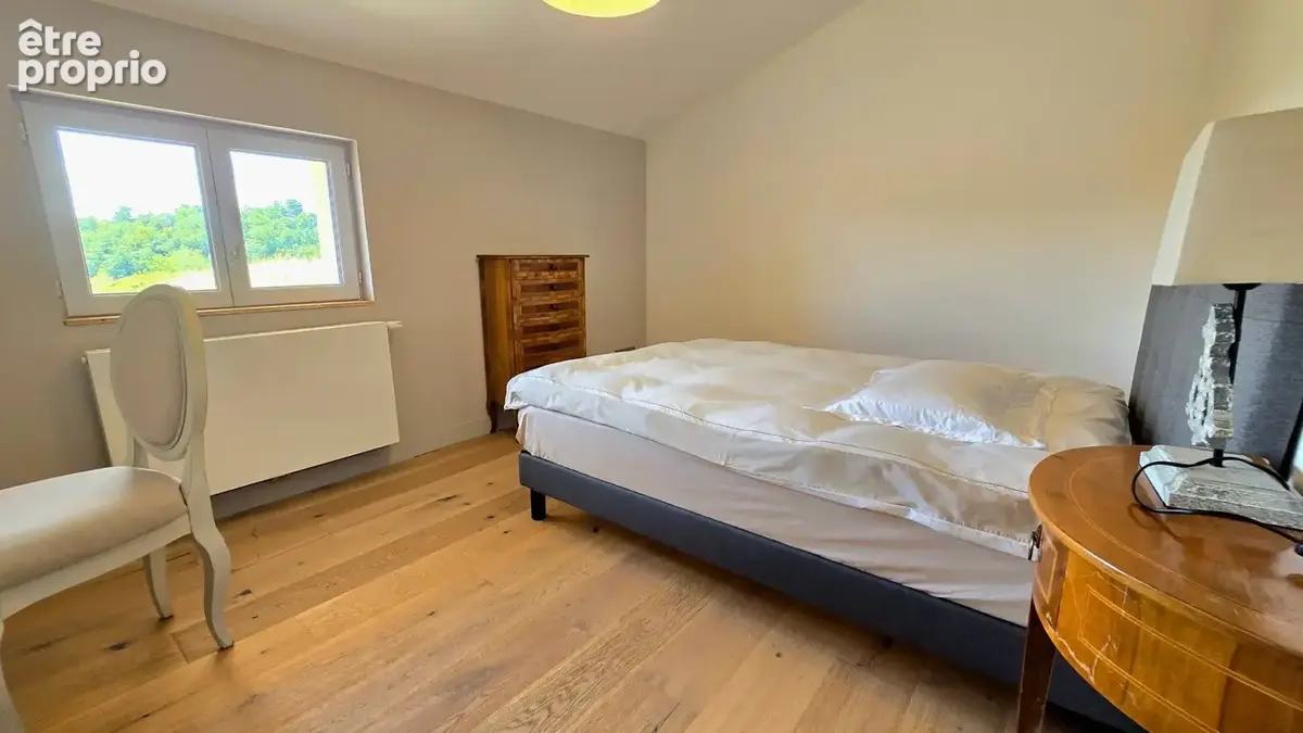 Propriété d'Exception Rénovée – 7.5 hectares - Étang privée - vue panoramique - Piscine - Source - photo 22