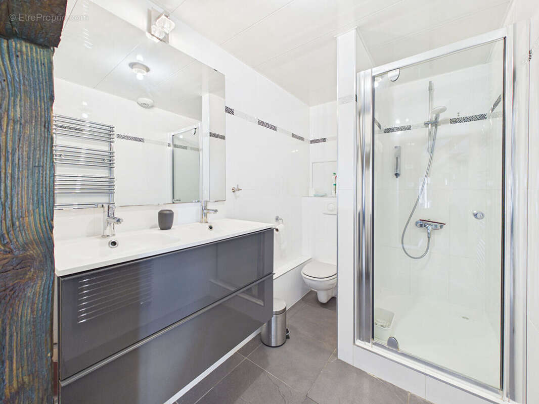 Duplex de 103.80 m² carrez en vente boulevard Clemenceau - photo 10