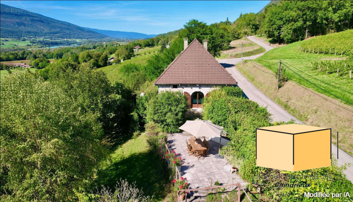 Maison à SERRIERES-EN-CHAUTAGNE