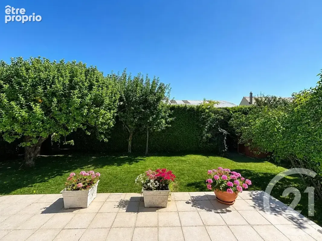 Maison 8 pièces 262 m² à vendre à Rambouillet (78120) - photo 3