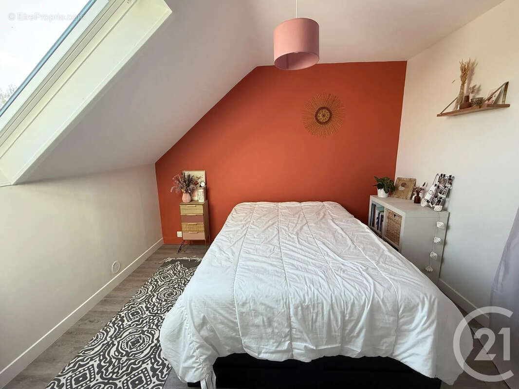 Maison à BOUCHEMAINE