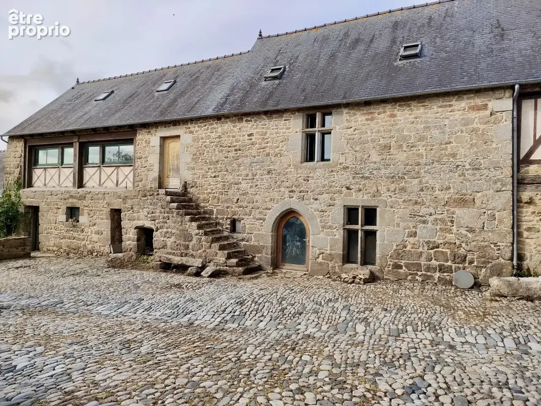 Maison 9 pièces 211 m² à vendre à Camlez (22450) - photo 3