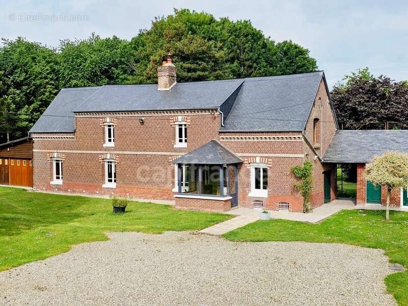 Maison à LE MESNIL-REAUME