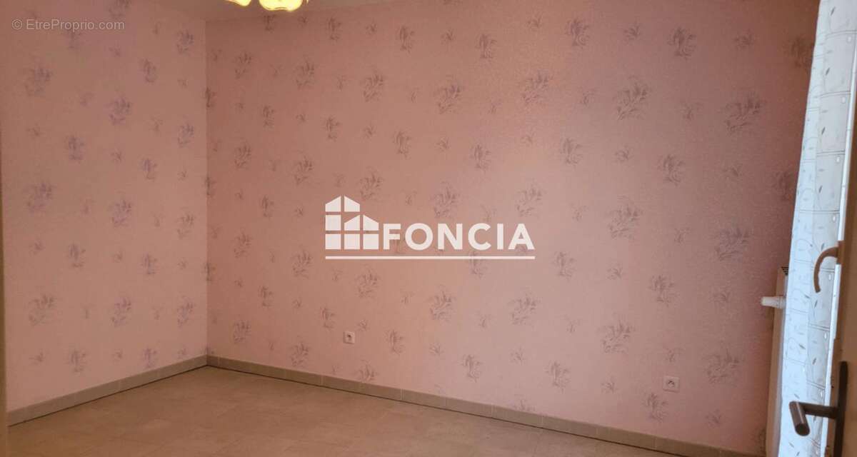 Appartement à ROSNY-SUR-SEINE