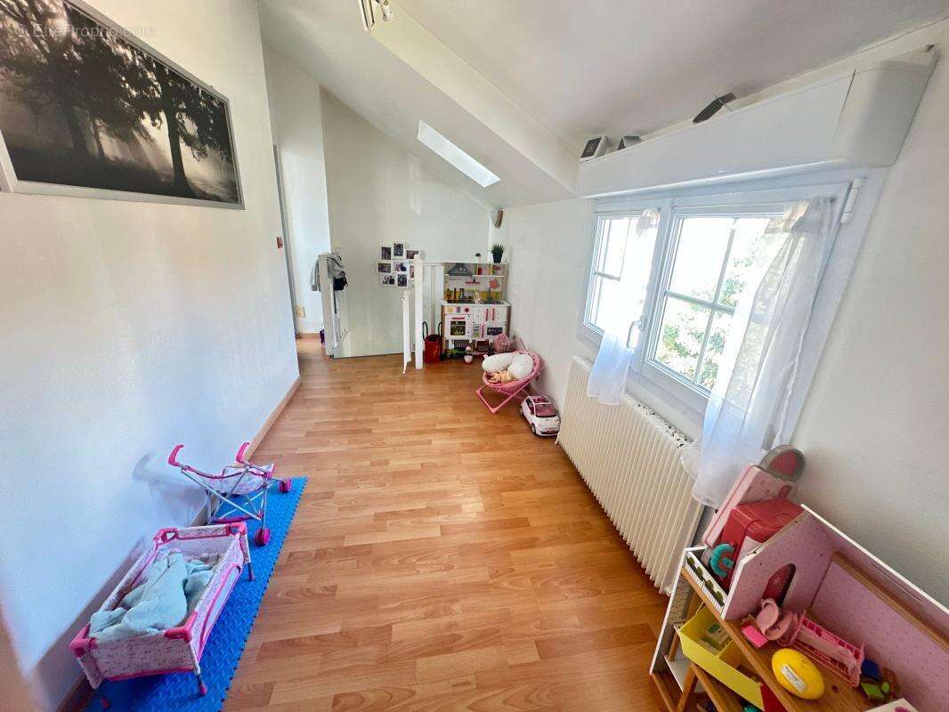 Maison à VILLEMOMBLE