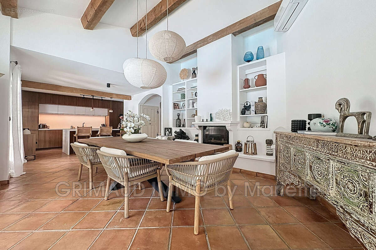 Maison à LA GARDE-FREINET