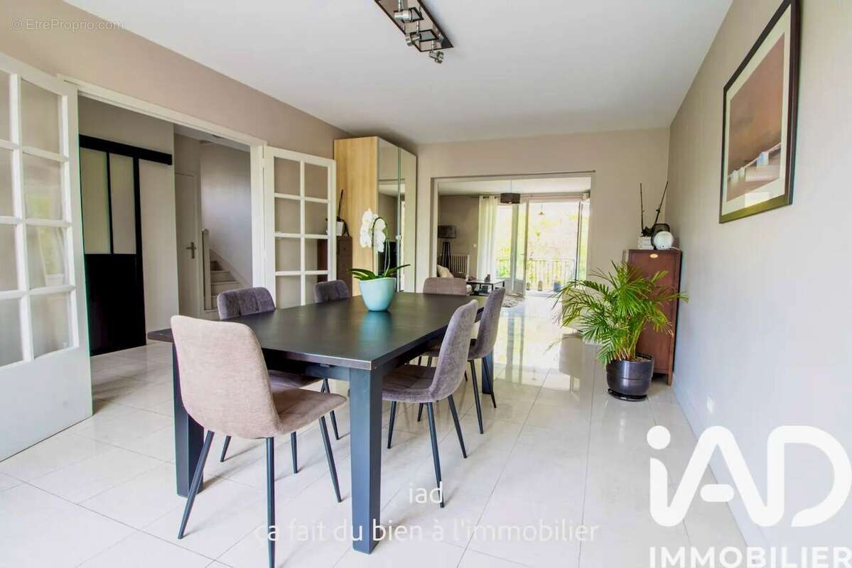 Photo 4 - Maison à RUEIL-MALMAISON