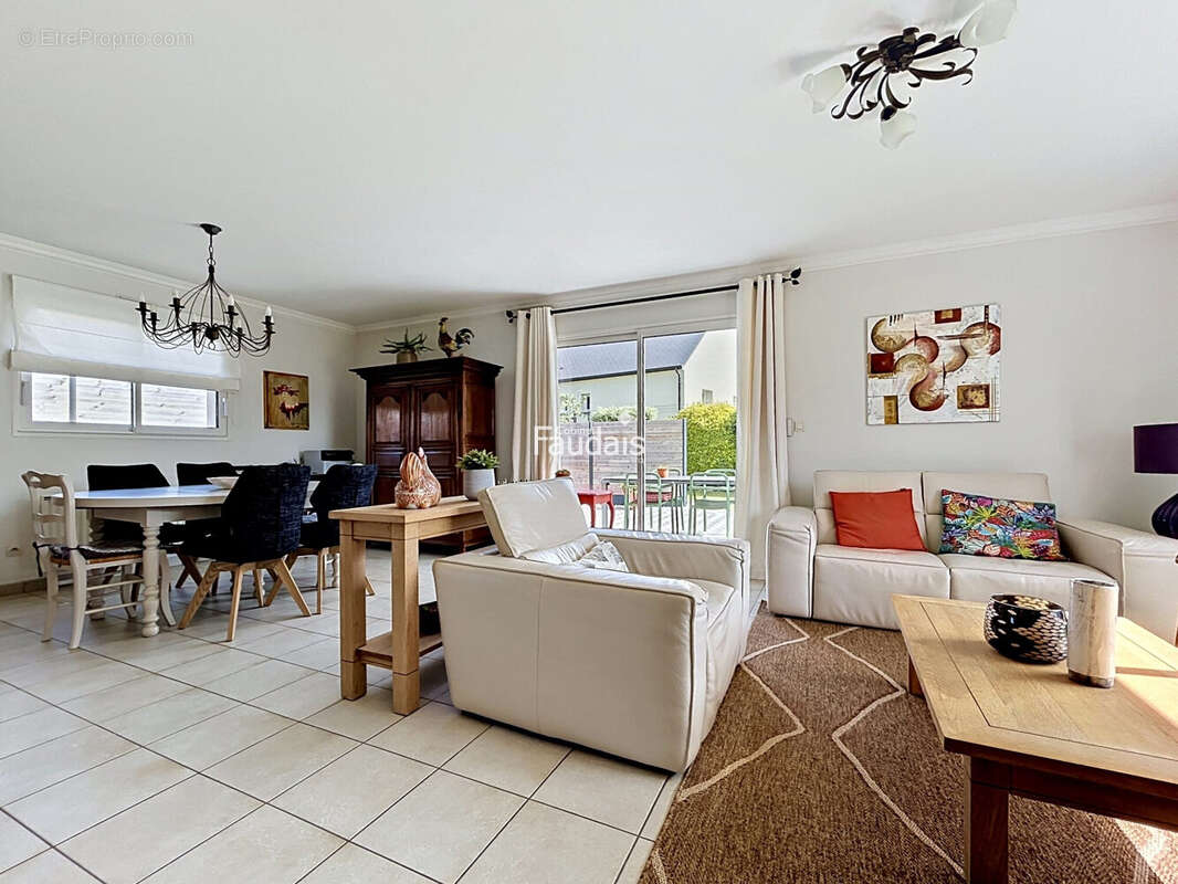 Maison 117 m² à Gouville-Sur-Mer  - photo 5