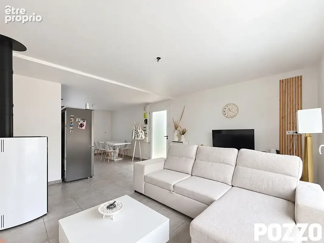 Maison de plain-pied avec beau terrain  Saint-Planchers - photo 3