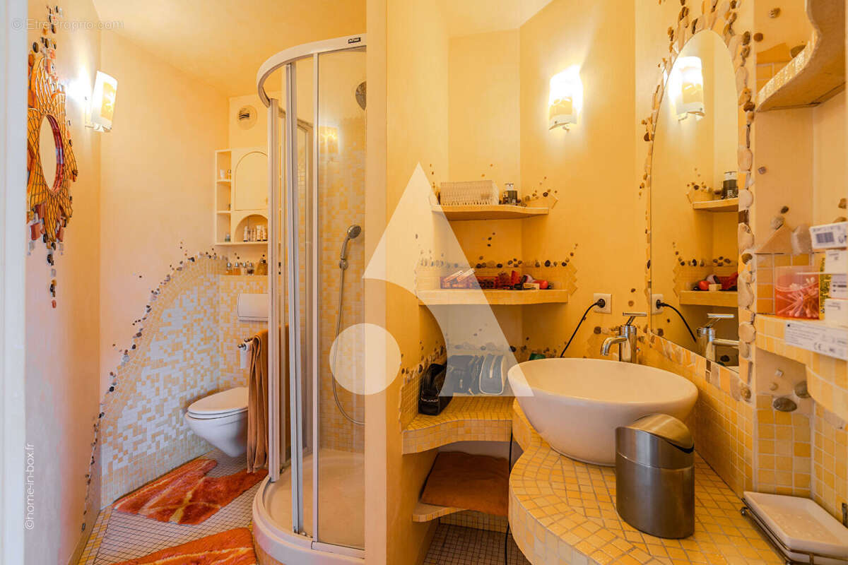 Appartement à SAINT-MAUR-DES-FOSSES