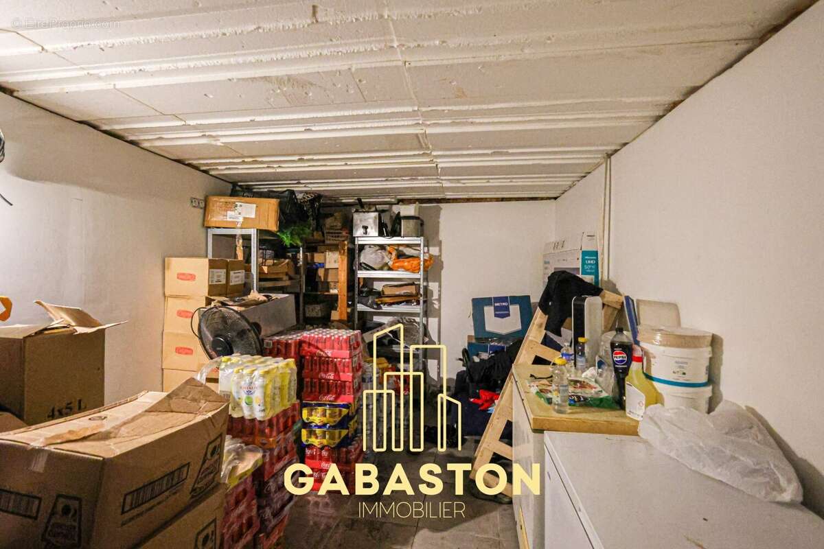 Commerce à MARSEILLE-8E