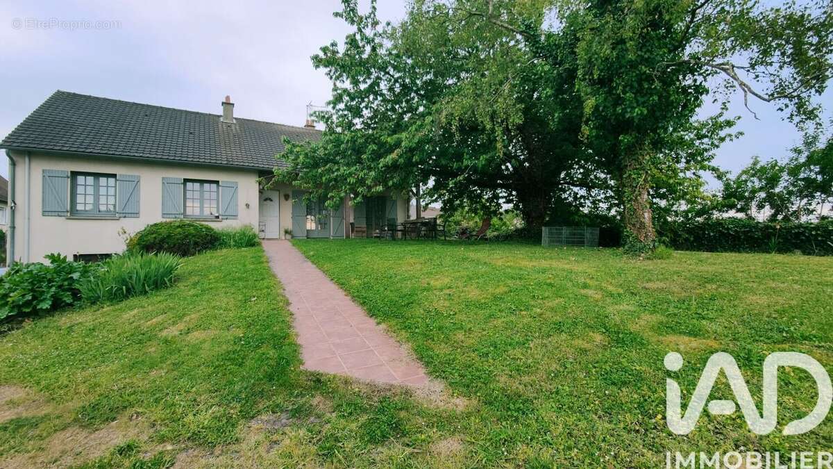Photo 2 - Maison à INGRANDES