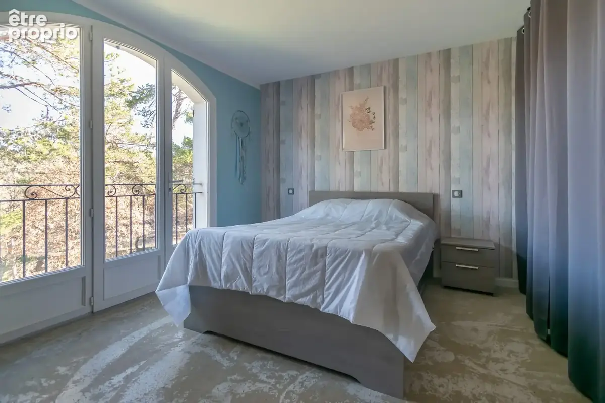 Maison familiale avec studio indépendant, piscine et grand terrain - photo 12