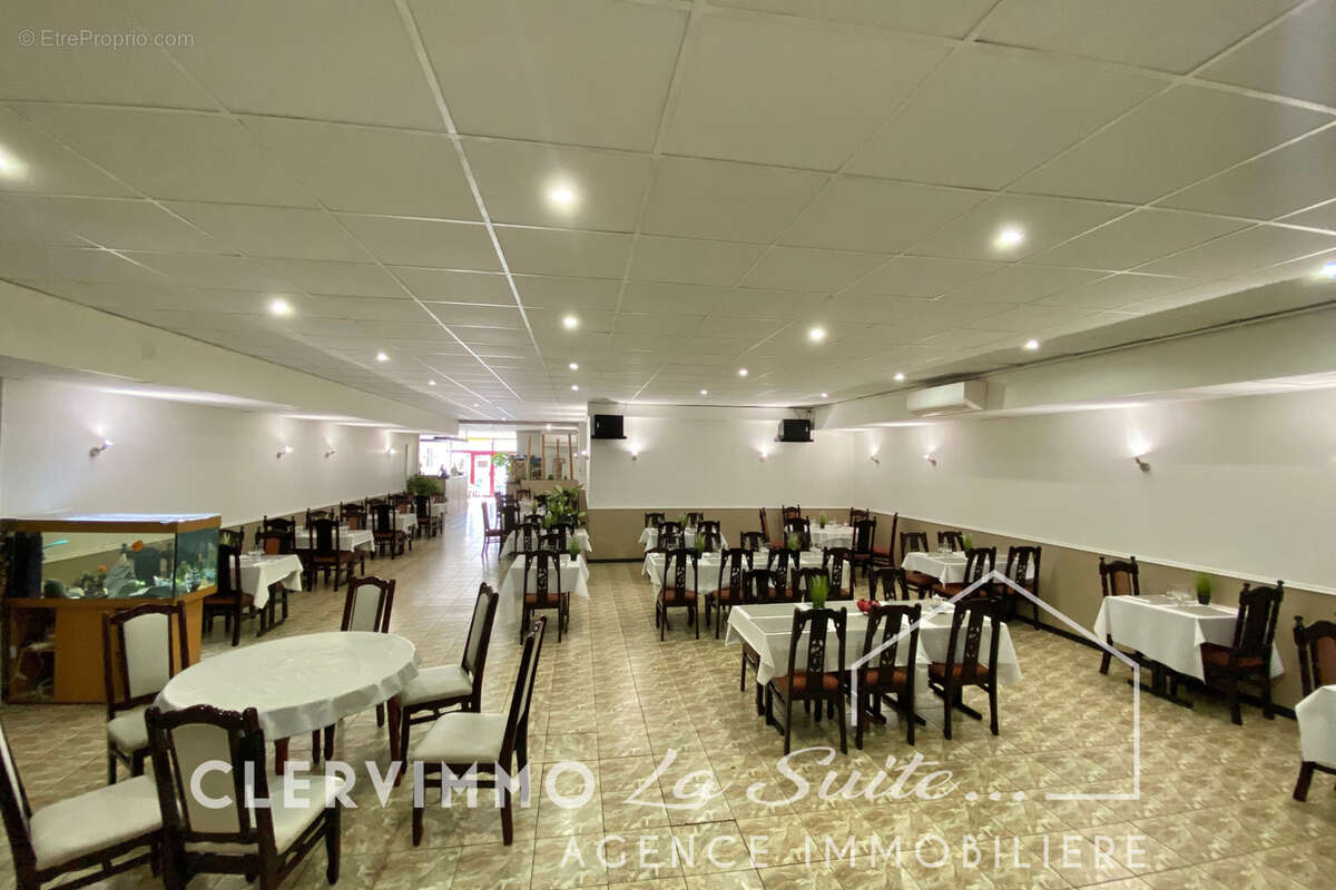 Commerce à MARSEILLE-11E