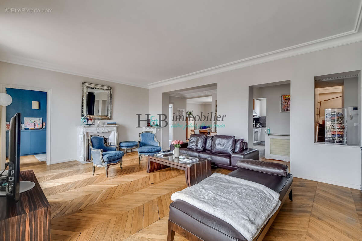 Appartement à PARIS-12E