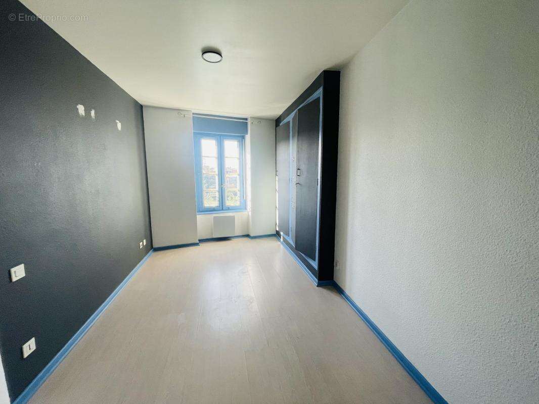 Appartement à ROMANS-SUR-ISERE