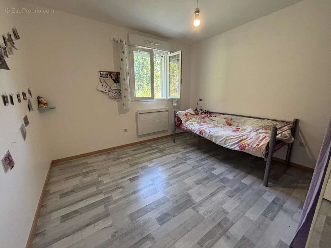 Grande maison de plain-pied comprenant 4 chambres, située dans un cadre naturel exceptionnel - photo 9