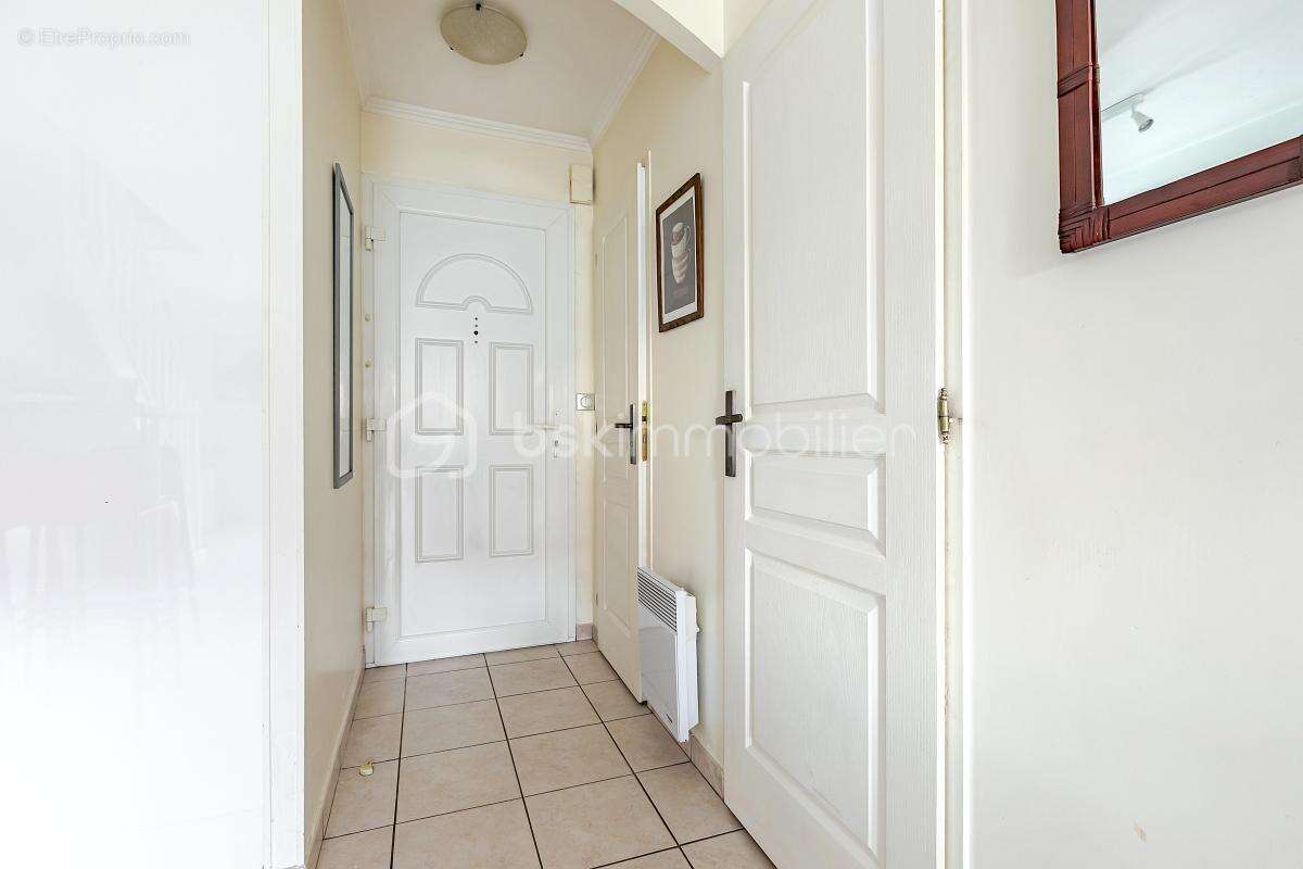 Maison à CHILLY-MAZARIN