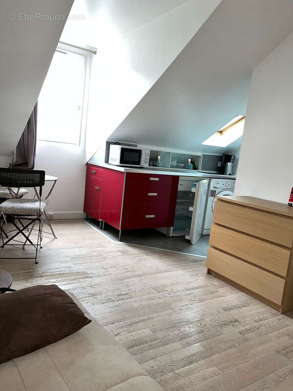 Appartement à PARIS-14E