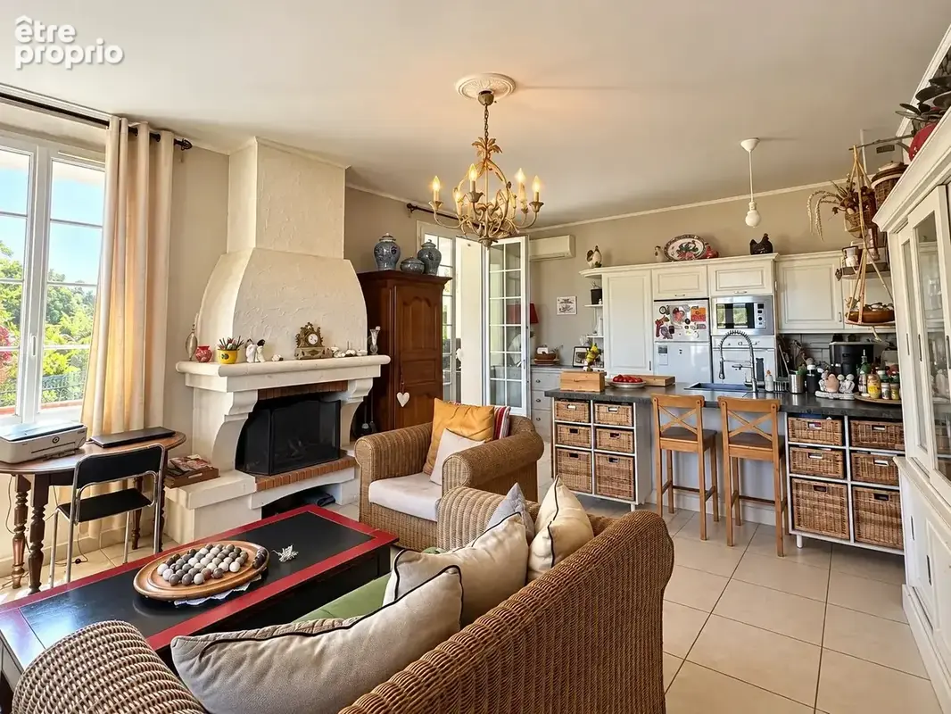 Saint-raphaël - villa individuelle sur 910 m² de terrain piscinable - photo 4