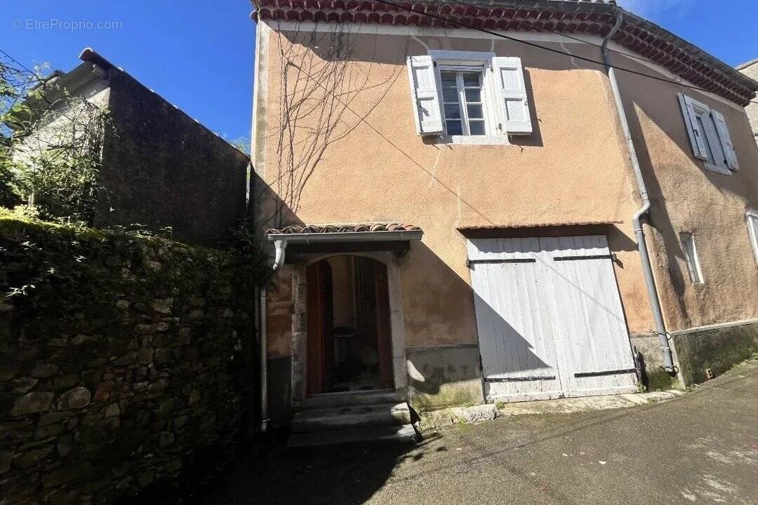 Maison à SAINT-HIPPOLYTE-DU-FORT