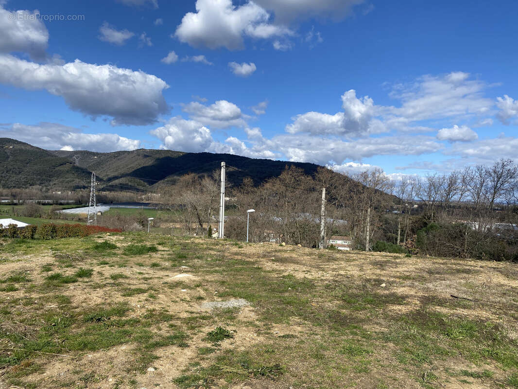 Terrain à LA VOULTE-SUR-RHONE
