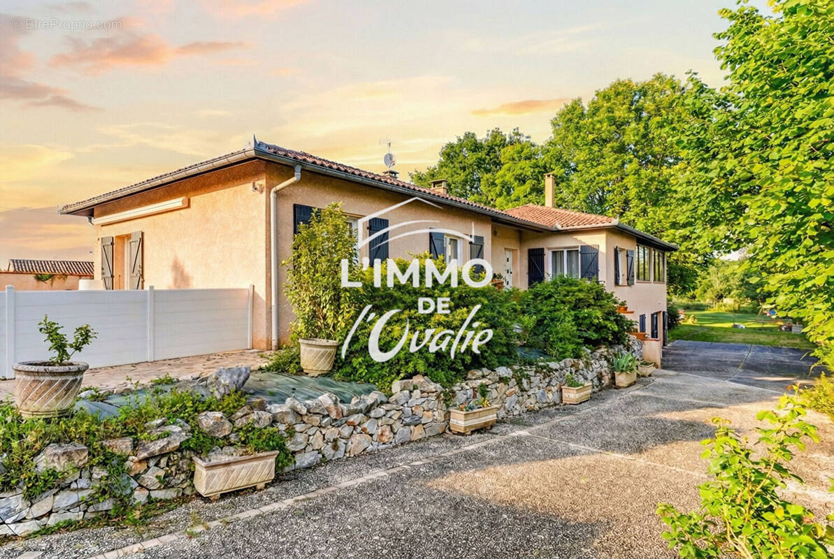 Maison à BRUGUIERES