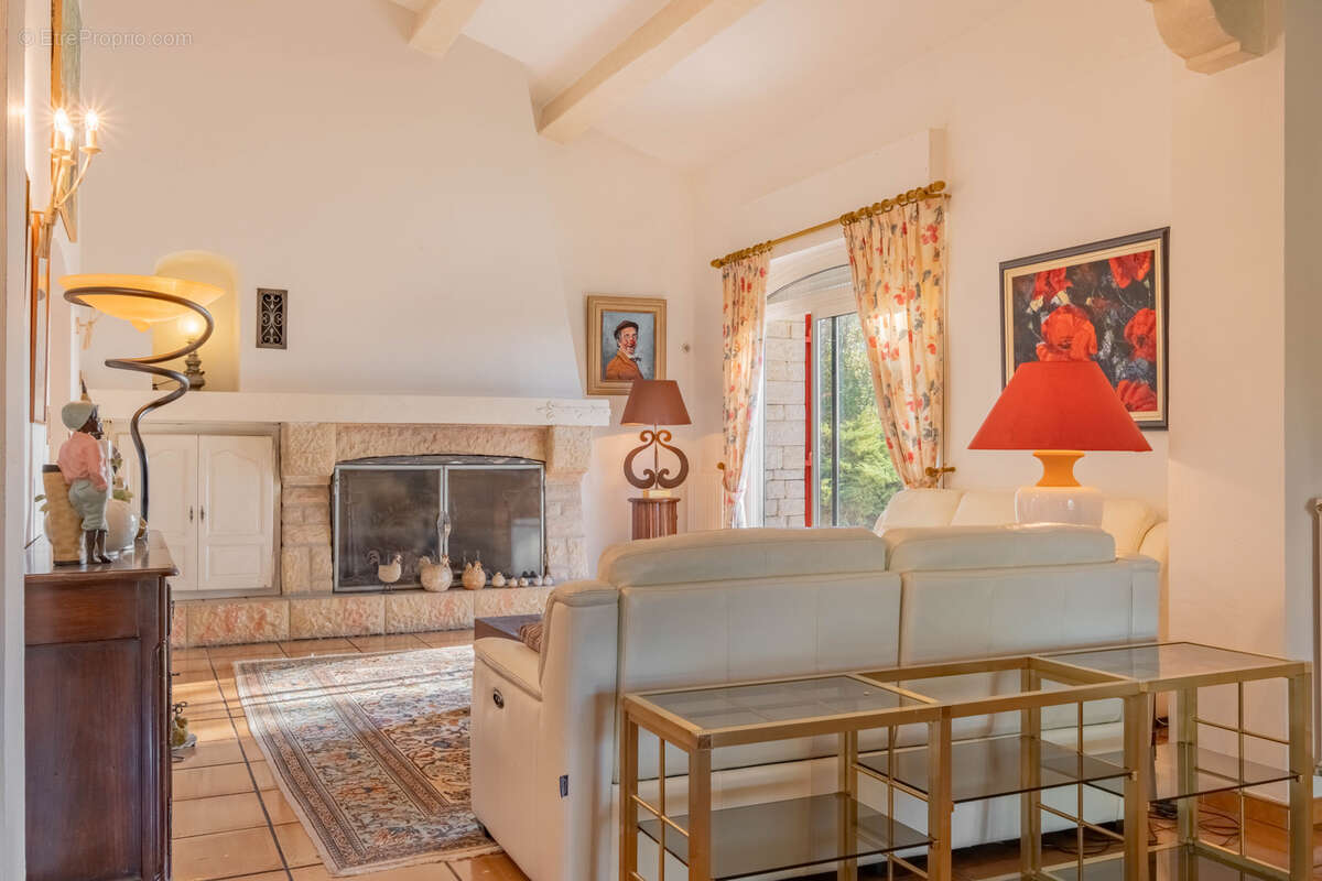 Maison à BEAUMES-DE-VENISE