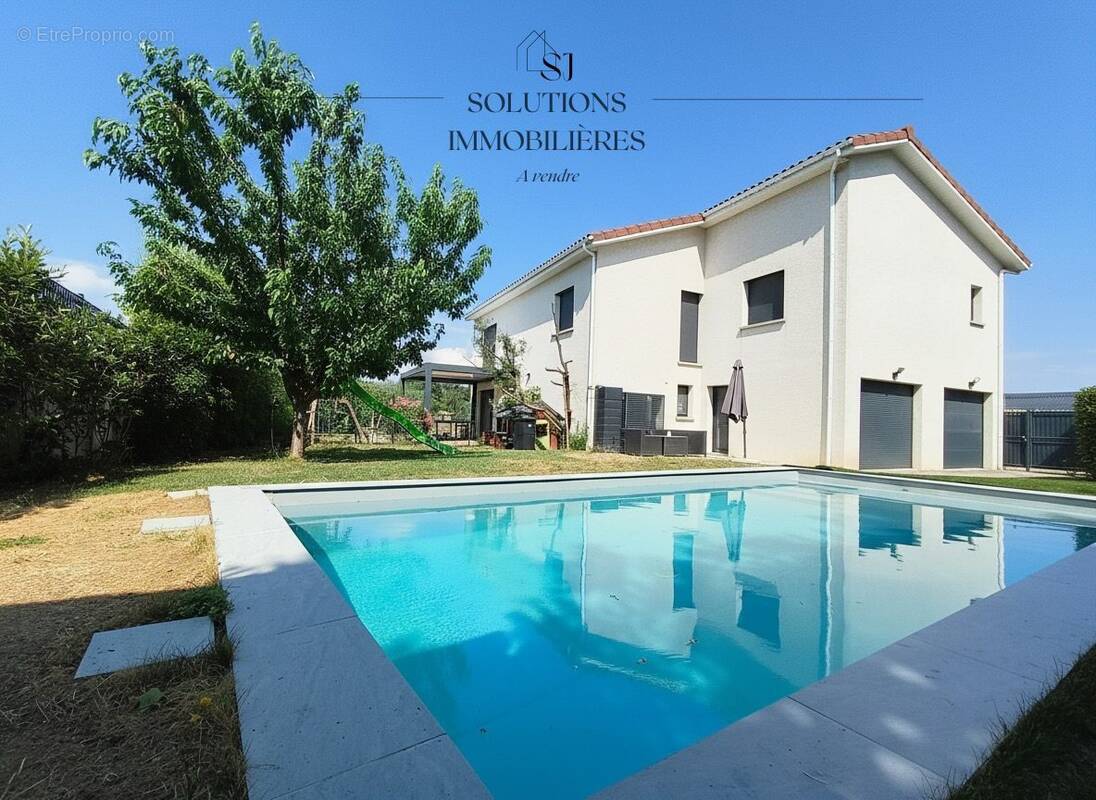 Maison à SAINT-CYR-SUR-LE-RHONE