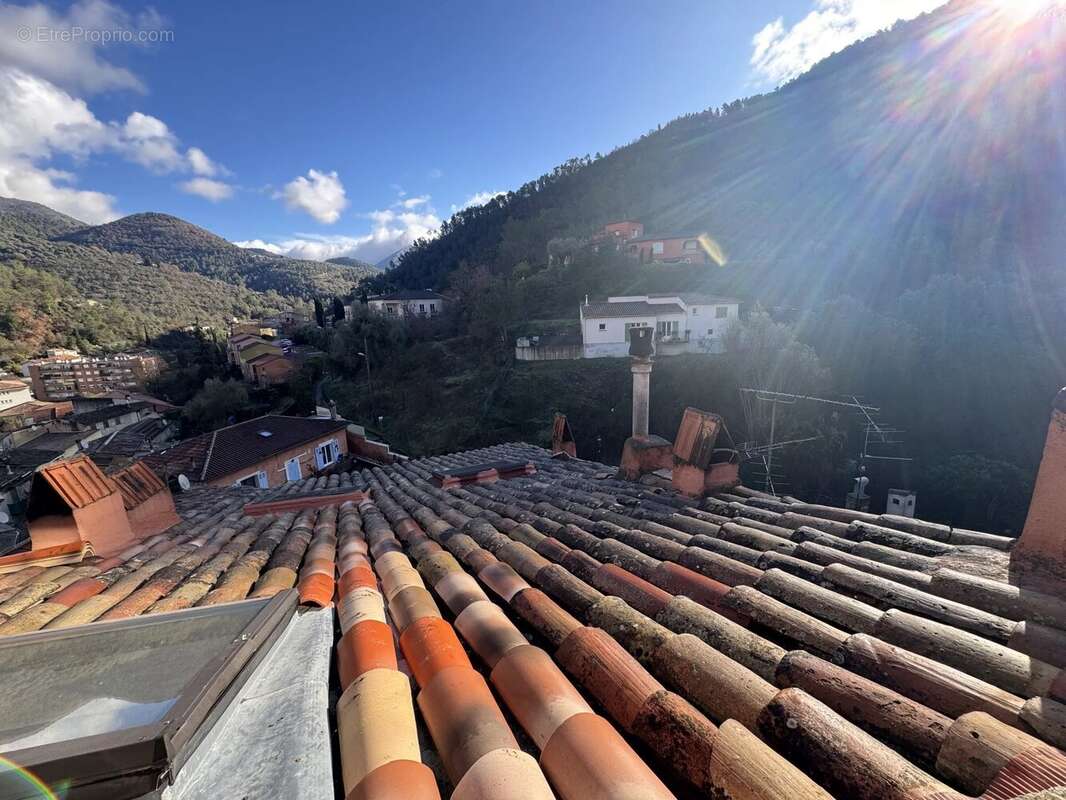 Appartement à L'ESCARENE