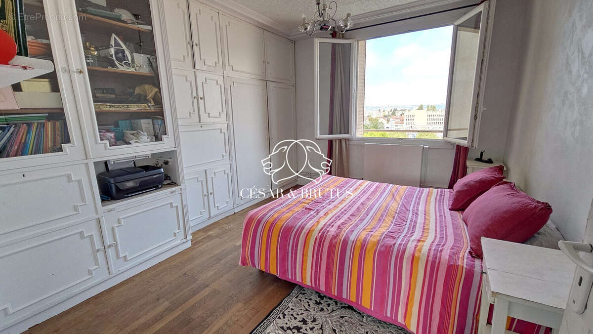 Appartement à VILLEURBANNE