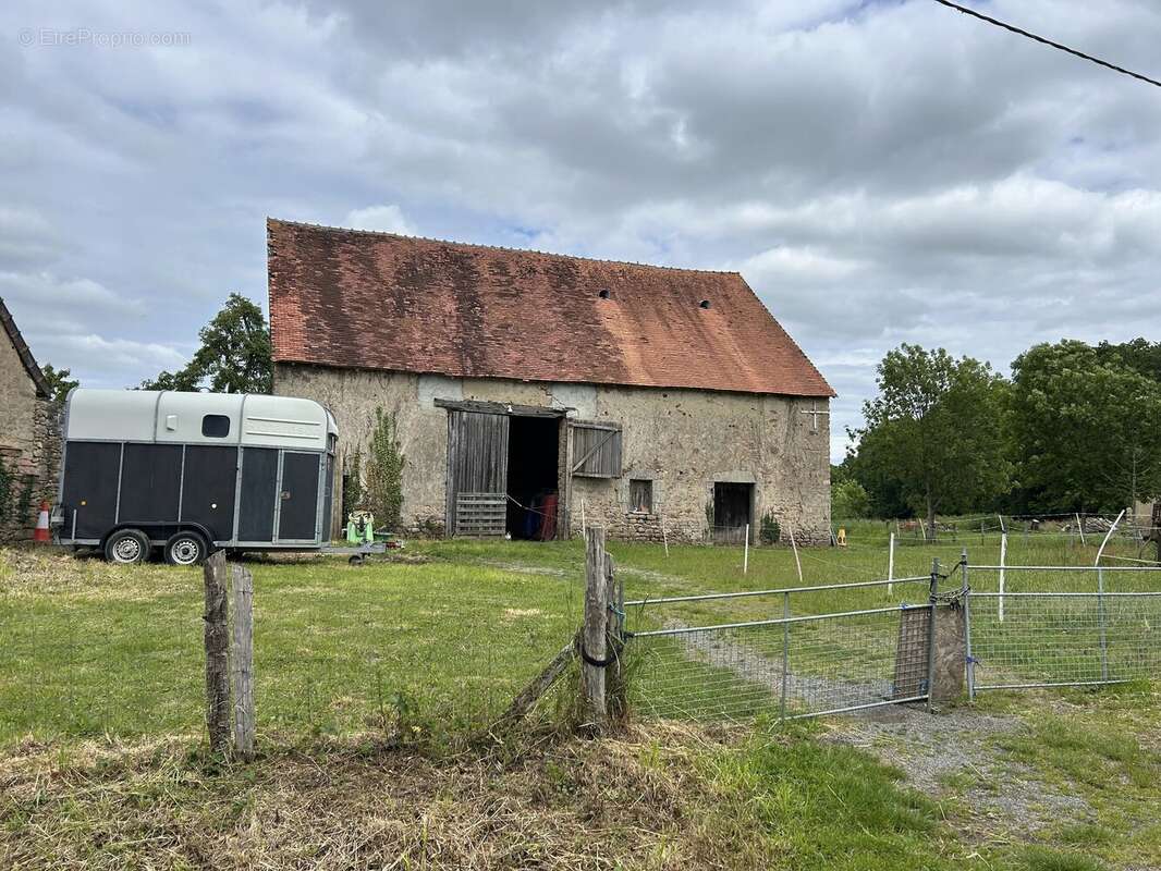 Propriété équestre de trois chambres - photo 4