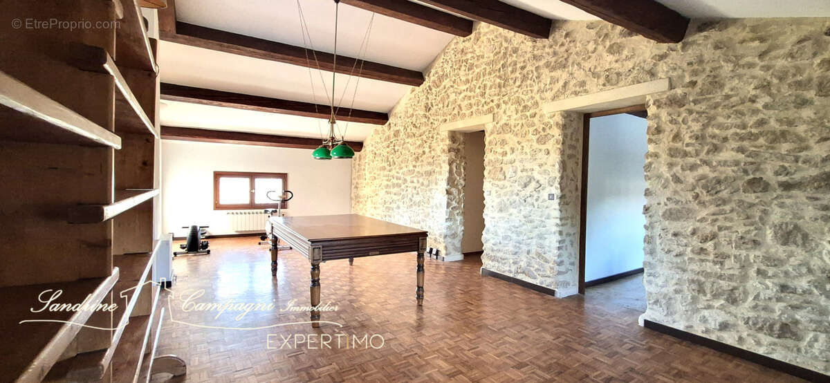 Maison à BEDARRIDES