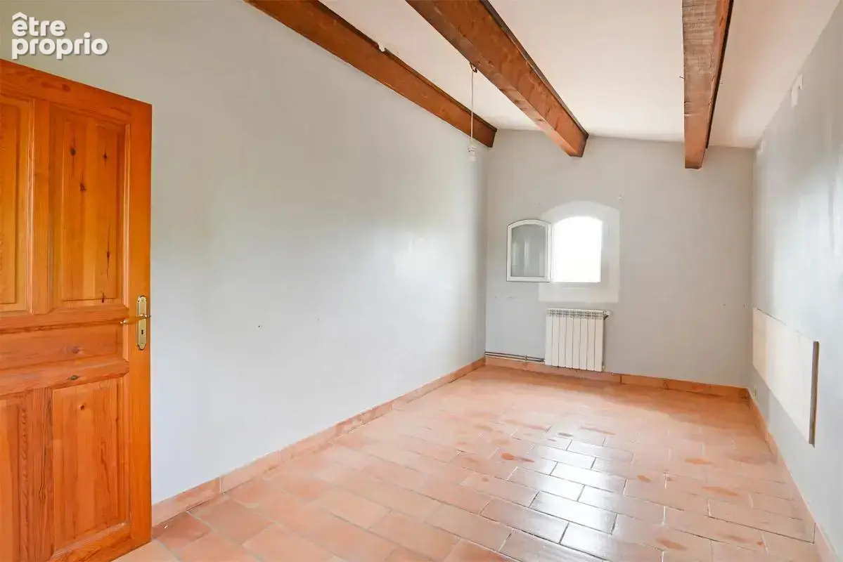 Maison de 7 pièces de 264 m² à Vauvert - photo 9