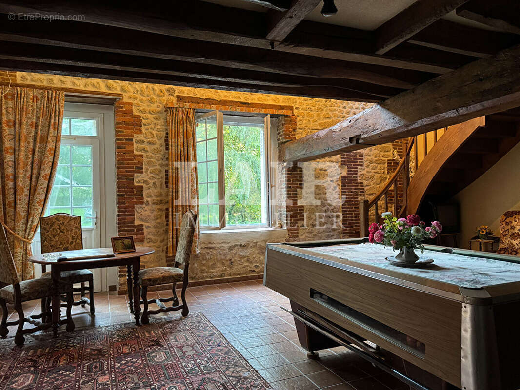 Maison à MOULINS-LA-MARCHE