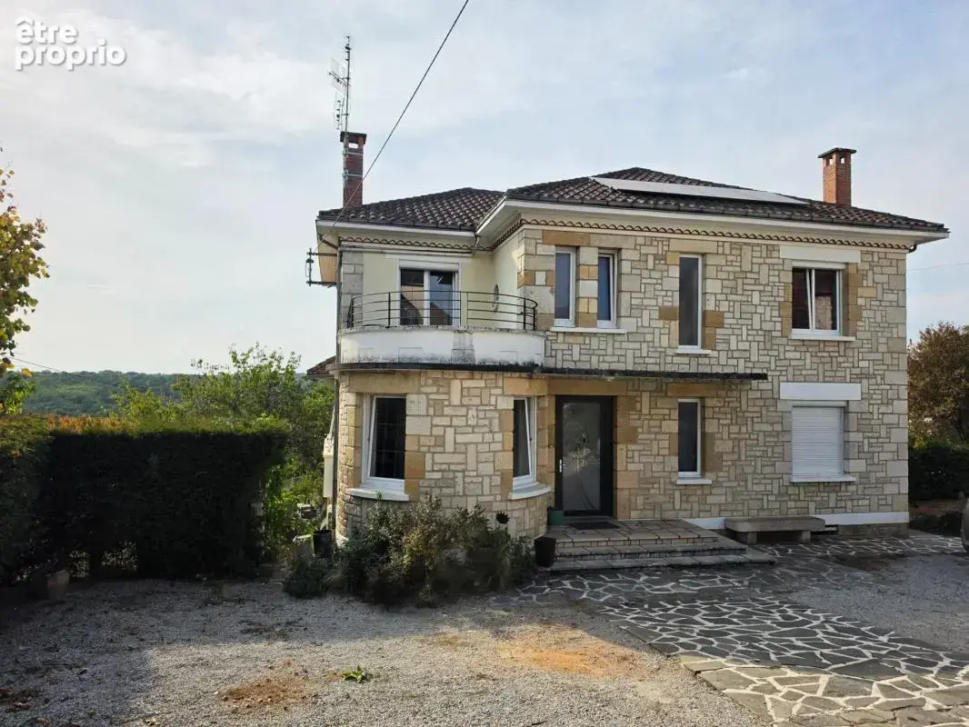 Maison de 193 m² à Thenon - photo 3