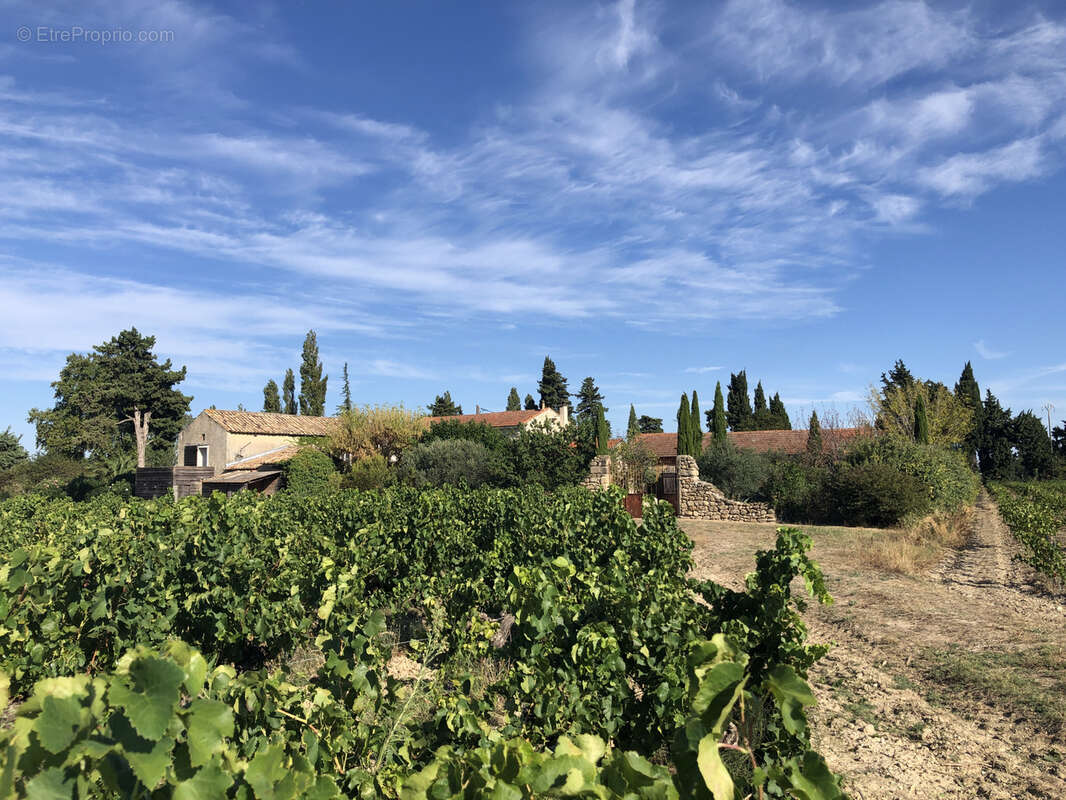 Maison à CAMARET-SUR-AIGUES