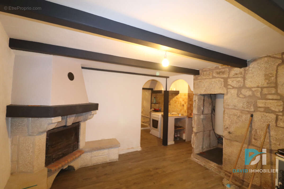 Maison à BESSAN
