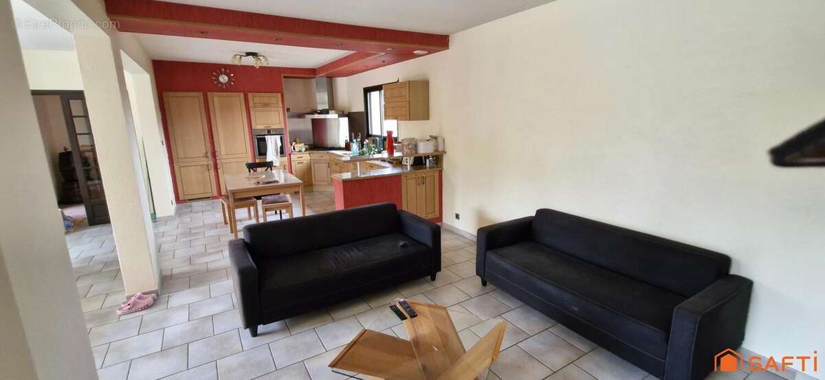 Photo 4 - Maison à LA TOUR-DU-CRIEU