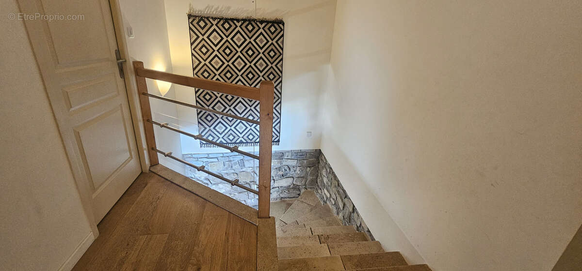Maison à SAINT-APOLLINAIRE