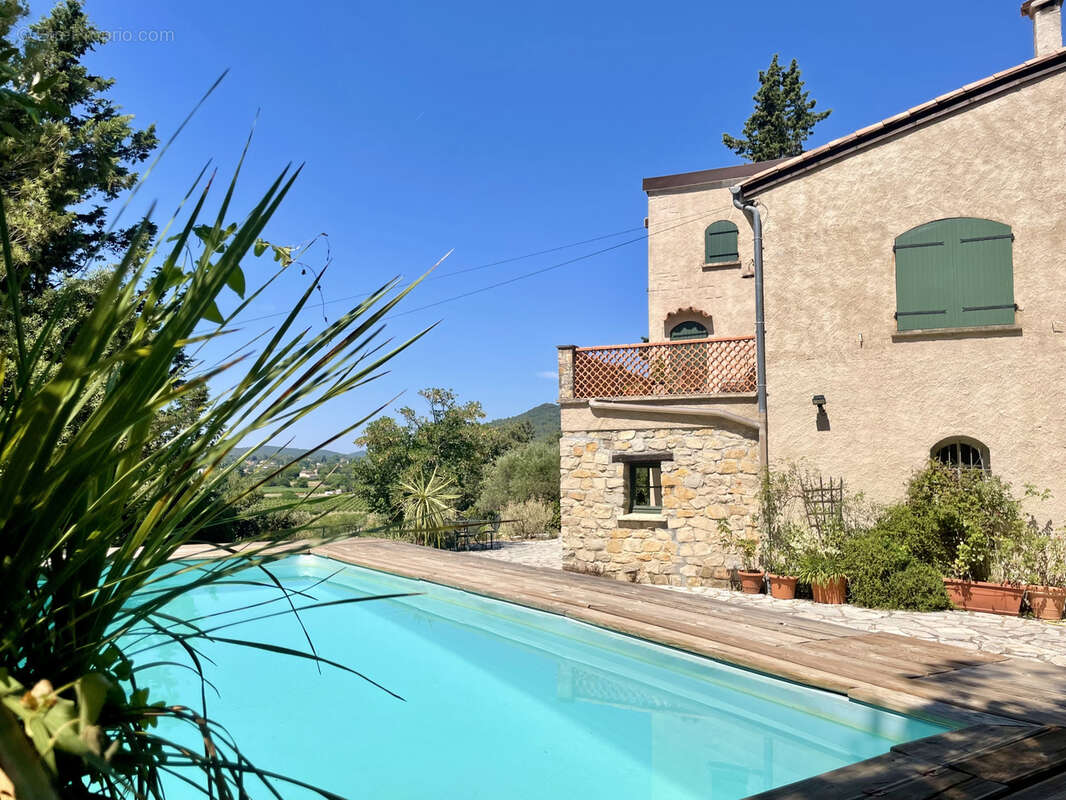 Exclusivité - Le Val - Bastide familiale au charme méditerranéen sur une oliveraie - - photo 2