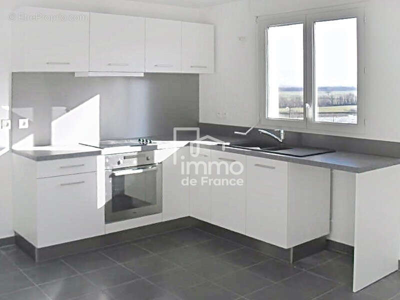 À vendre pour investisseur, t3  a chevrier  / 60 m2 - photo 2