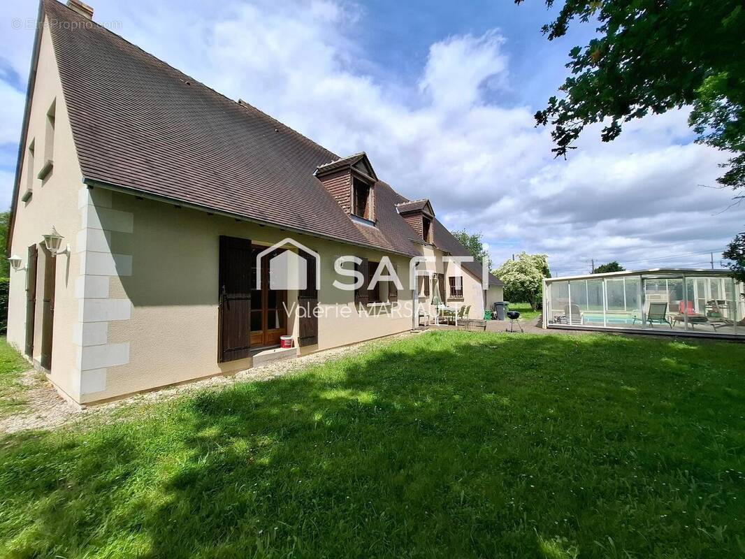 Photo 1 - Maison à LUYNES