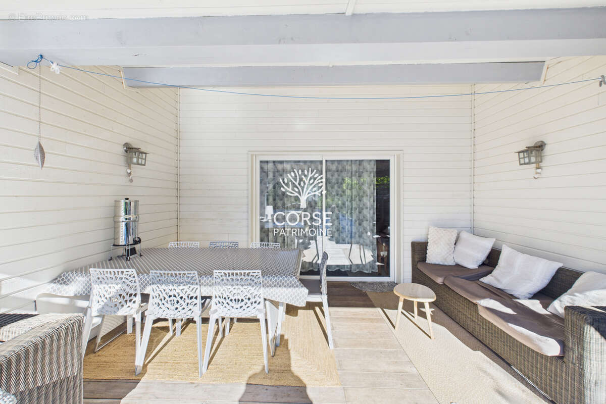 Maison à PORTO-VECCHIO