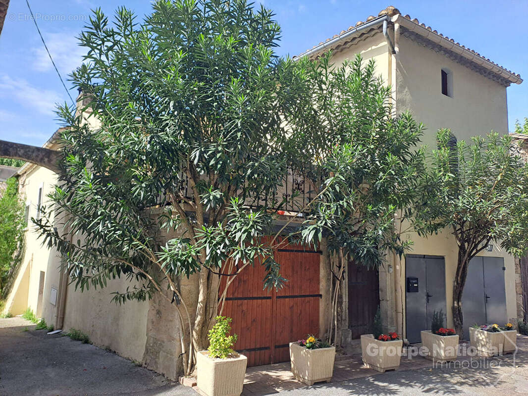 Maison à GOUDARGUES