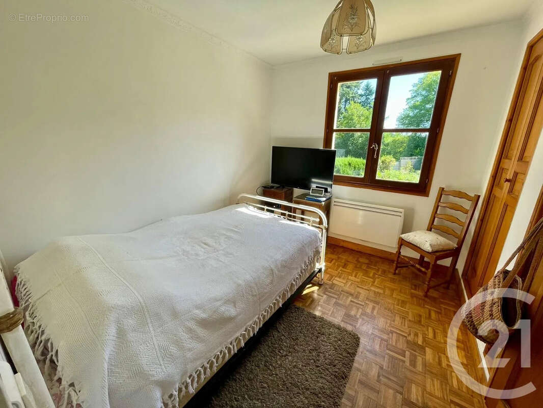 Maison 100 m² à Ermenonville  - photo 6