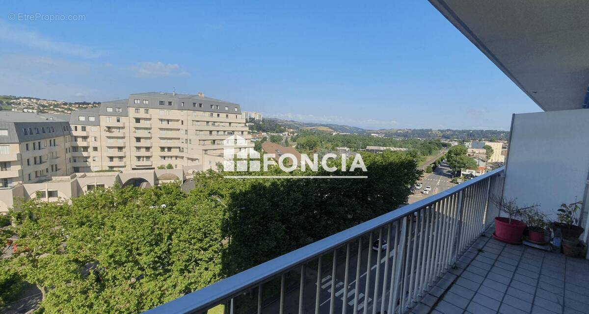 Appartement à SAINT-ETIENNE