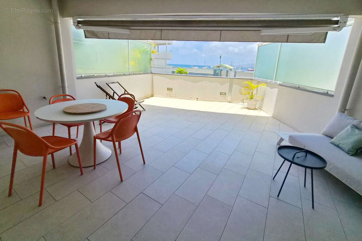 Appartement à LES TROIS-ILETS