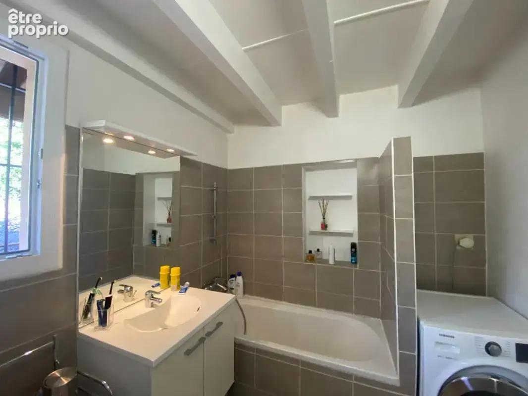 Maison 6 pièces / 190 m² / 1 130 000 EUR / EGUILLES - photo 20